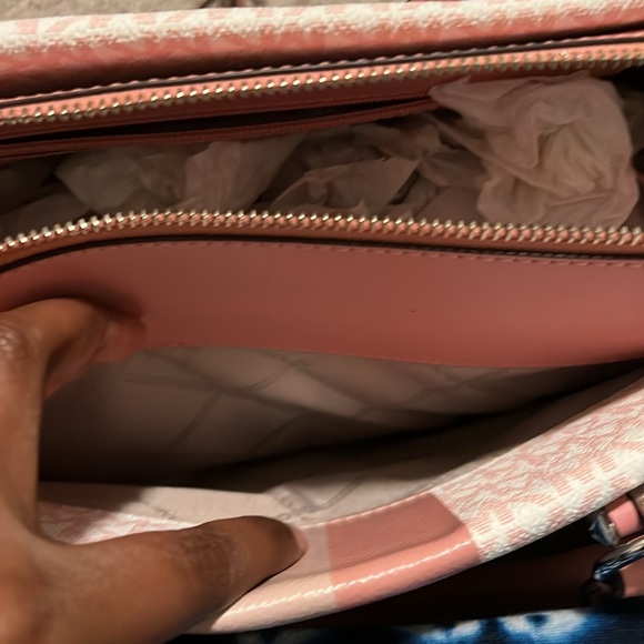 Michael kors medium handbag with strap - Picture 4 of 8